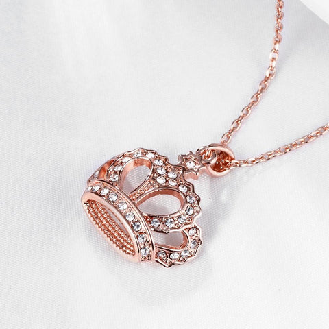 Elements Crown Pendant Necklace
