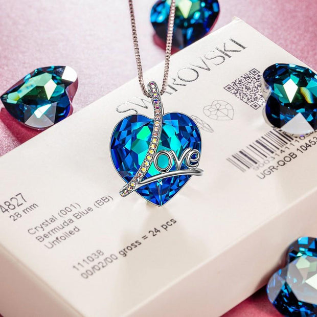 Bermuda Blue  Heart Shaped  Elements Lining Necklace