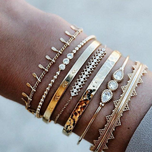 7 Piece Geometric Bangle Set With Austrian Crystals 18K Gold Plated Bracelet ITALY Design