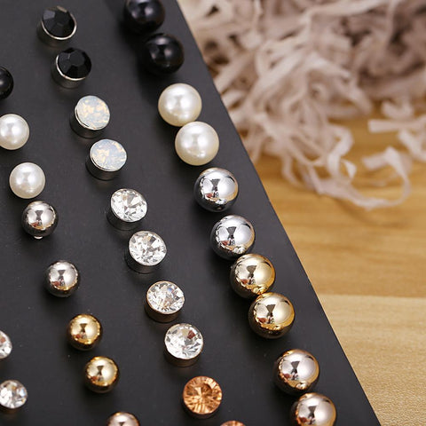 30 Piece Stud Earring Set 18K Gold Plated Earring in 18K Gold Plated ITALY Design