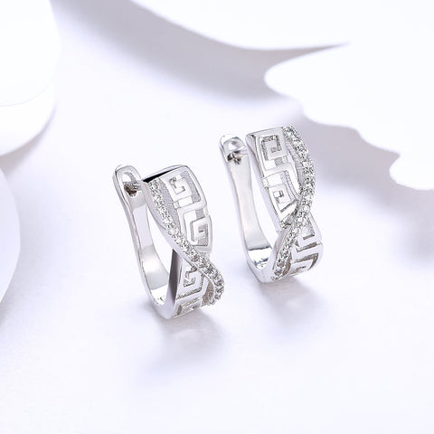 Italian Twist Roman Design Leverback Earring in 18K White Gold Plated with  Crystals