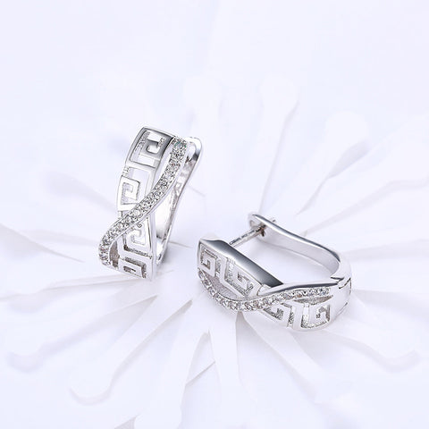 Italian Twist Roman Design Leverback Earring in 18K White Gold Plated with  Crystals