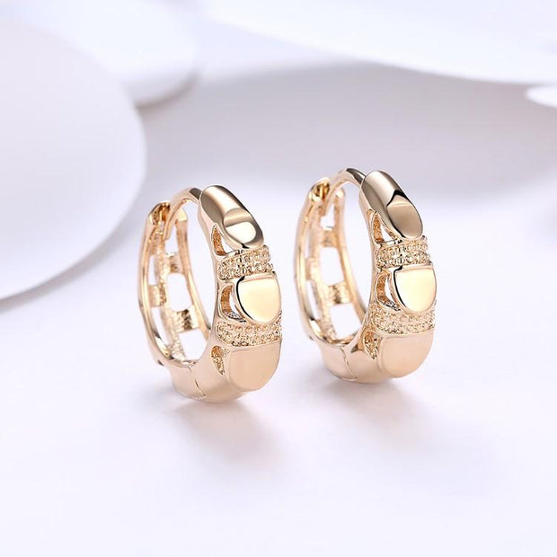 Heart Shaped Classic Huggies Earrings Set in 18K Gold - ALILY 