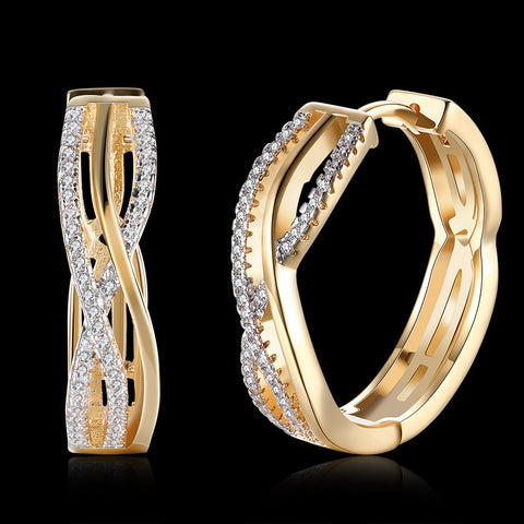 Intertwined Inception Twist 0.90" Hoop Earring in 18K Gold Plated