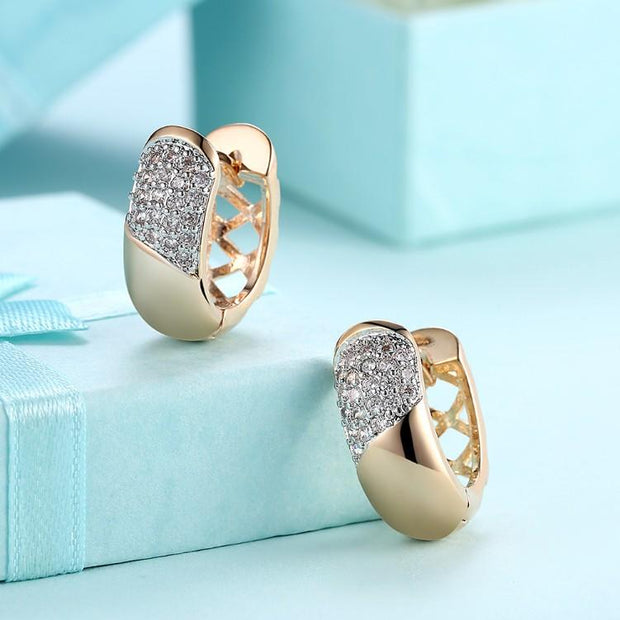 Austrian Crystal Curved Layering Huggies Set in 18K Gold - ALILY 