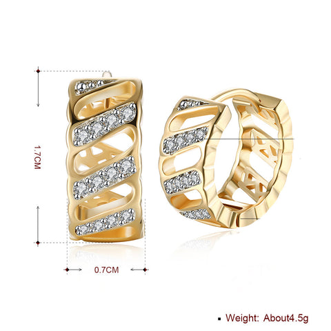 Diamond Cut Opening Huggie Earring in 18K Gold Plated