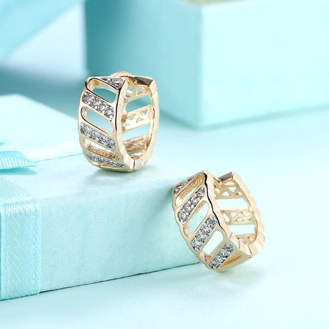 Austrian Crystal Curved Hollow Huggies Set in 18K Gold - ALILY 