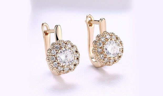14K Gold Plating Large Floral White Pav&