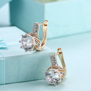 Vienna 1.00 Ct White Topaz Round Cut Huggie Earring in 18K Gold Plated